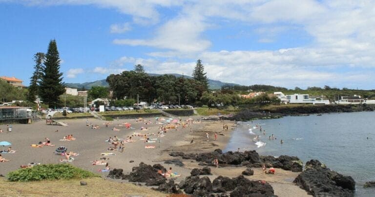 Praia do Pópulo (Ponta Delgada)
