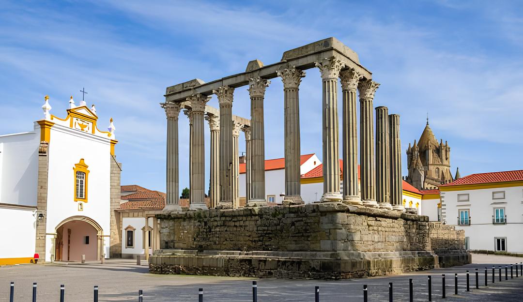 Évora