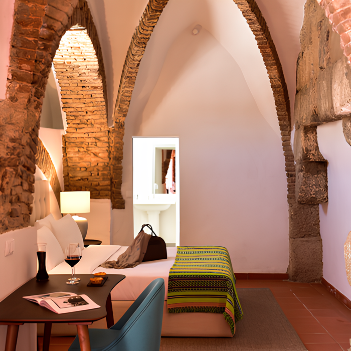 Noble House Essence Évora