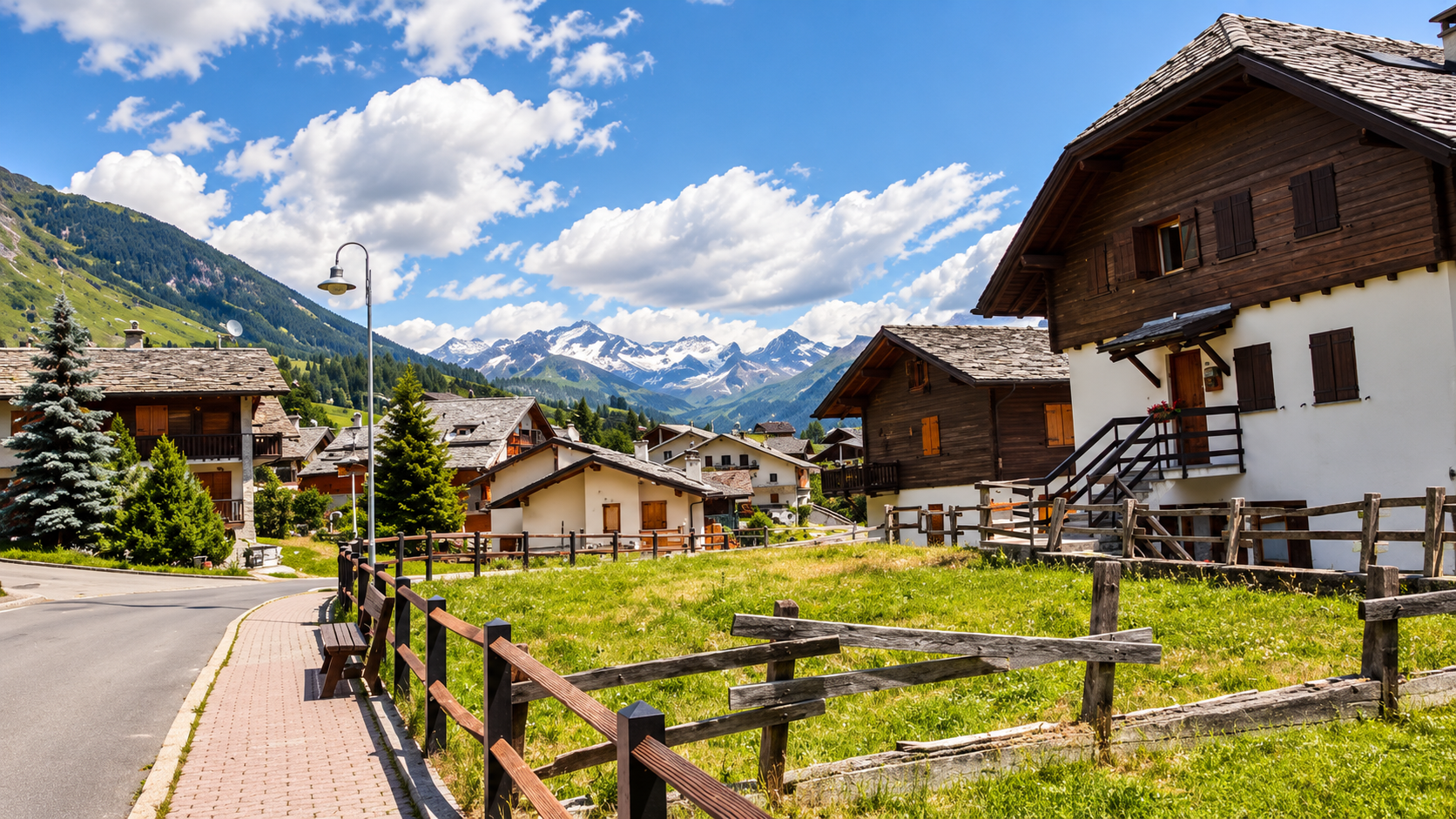 Valle d'Ayas: os Alpes antes da chegada da neve
No coração dos Alpes italianos, o Valle d'Ayas vive os últimos dias de Verão antes da chegada do Inverno. Setembro traz trilhos rodeados por florestas douradas e paisagens de montanha que convidam a caminhadas, passeios de bicicleta e momentos de bem-estar, antes das primeiras neves transformarem completamente a paisagem.