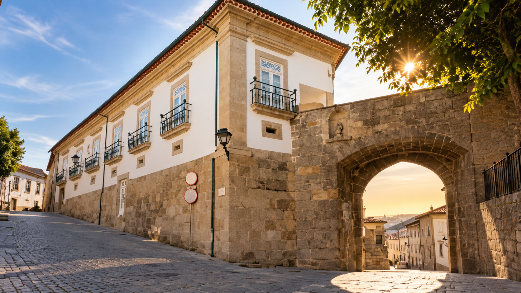 O Montebelo Palácio dos Melos é um hotel histórico de quatro estrelas situado no centro histórico de Viseu, instalado num elegante palácio com séculos de história integrado nas antigas muralhas da cidade. Combinando património, conforto contemporâneo e uma localização privilegiada junto aos principais monumentos, proporciona uma experiência autêntica e sofisticada, complementada por vistas panorâmicas sobre Viseu e pela hospitalidade característica da região do Dão.