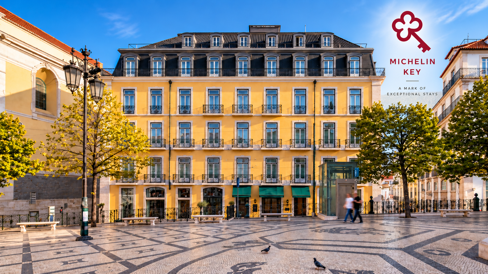 Pelo segundo ano consecutivo, o Bairro Alto Hotel foi distinguido com a Chave MICHELIN, reforçando o reconhecimento internacional da sua proposta de hospitalidade e a posição de referência que ocupa na hotelaria portuguesa.
A distinção integra a seleção do Guia MICHELIN, que destaca os alojamentos mais excecionais a nível mundial, avaliando critérios como a arquitetura e o design, a qualidade do serviço, o conforto, a singularidade da experiência e a sua relação com o valor da estadia.
Instalado num edifício histórico do século XVIII, entre o Chiado, o Bairro Alto e o Tejo, o Bairro Alto Hotel combina património, design contemporâneo, arte portuguesa e uma forte ligação à cidade. Esta identidade única é reforçada por uma oferta gastronómica de excelência, protagonizada pelo BAHR & Terrace, liderado pelo chef Fábio Pereira, e pela Pastelaria Bairro Alto Hotel, sob a direção do chef pasteleiro Guilherme Santana.
A renovação da Chave MICHELIN reconhece uma visão de hospitalidade assente na autenticidade, na atenção ao detalhe e na capacidade de proporcionar uma experiência que reflete o melhor de Lisboa, conjugando história, cultura, gastronomia e serviço personalizado.