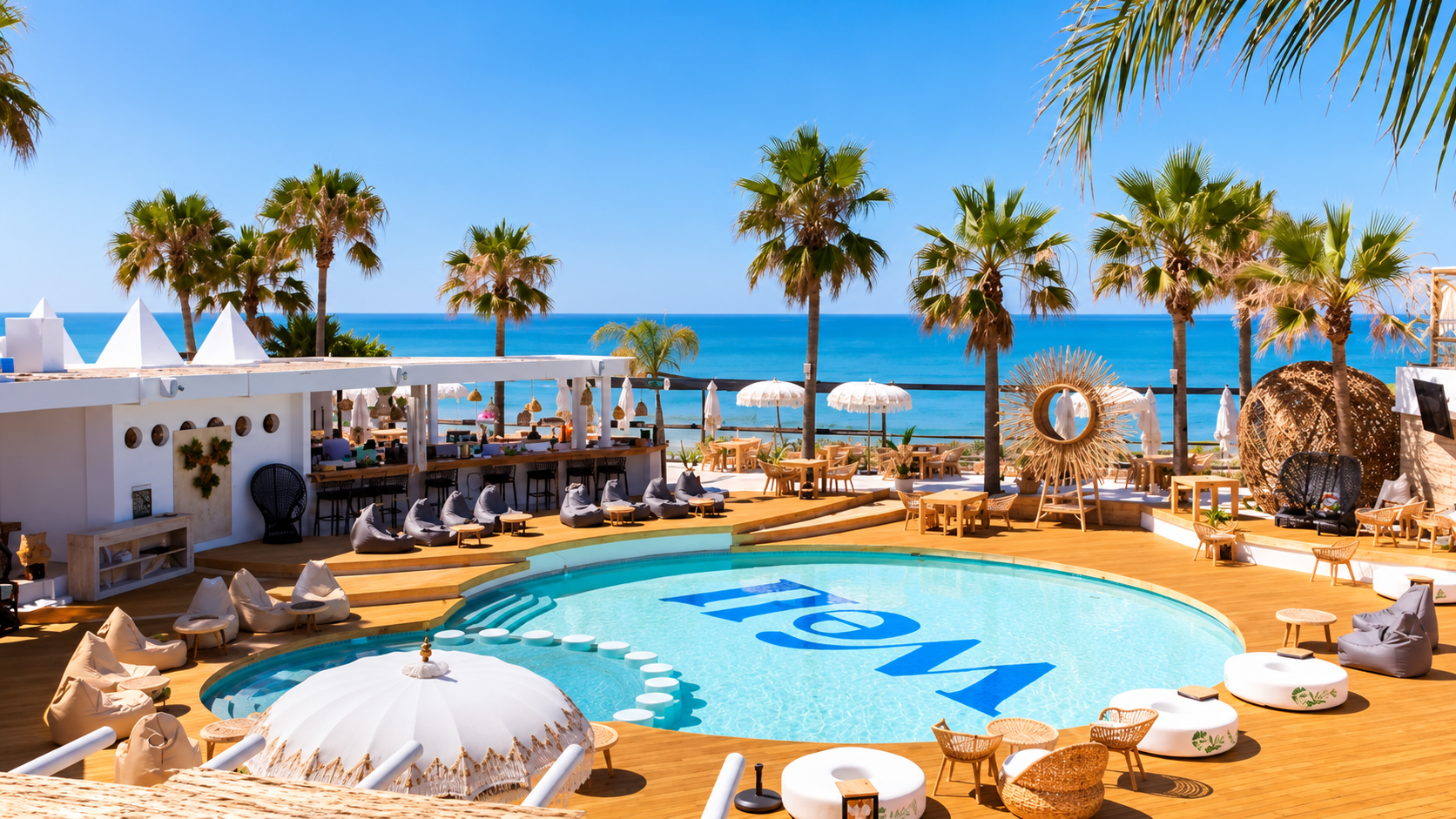O Vale do Lobo Golf & Beach Resort é um dos mais prestigiados resorts do Algarve, situado junto ao mar entre praias douradas e campos de golfe de referência. Com dois campos de golfe de 18 buracos, amplas instalações desportivas, restaurantes e alojamento de luxo, oferece uma experiência exclusiva para férias, lazer e bem-estar. Fundado em 1962, é um dos destinos turísticos mais emblemáticos da região.