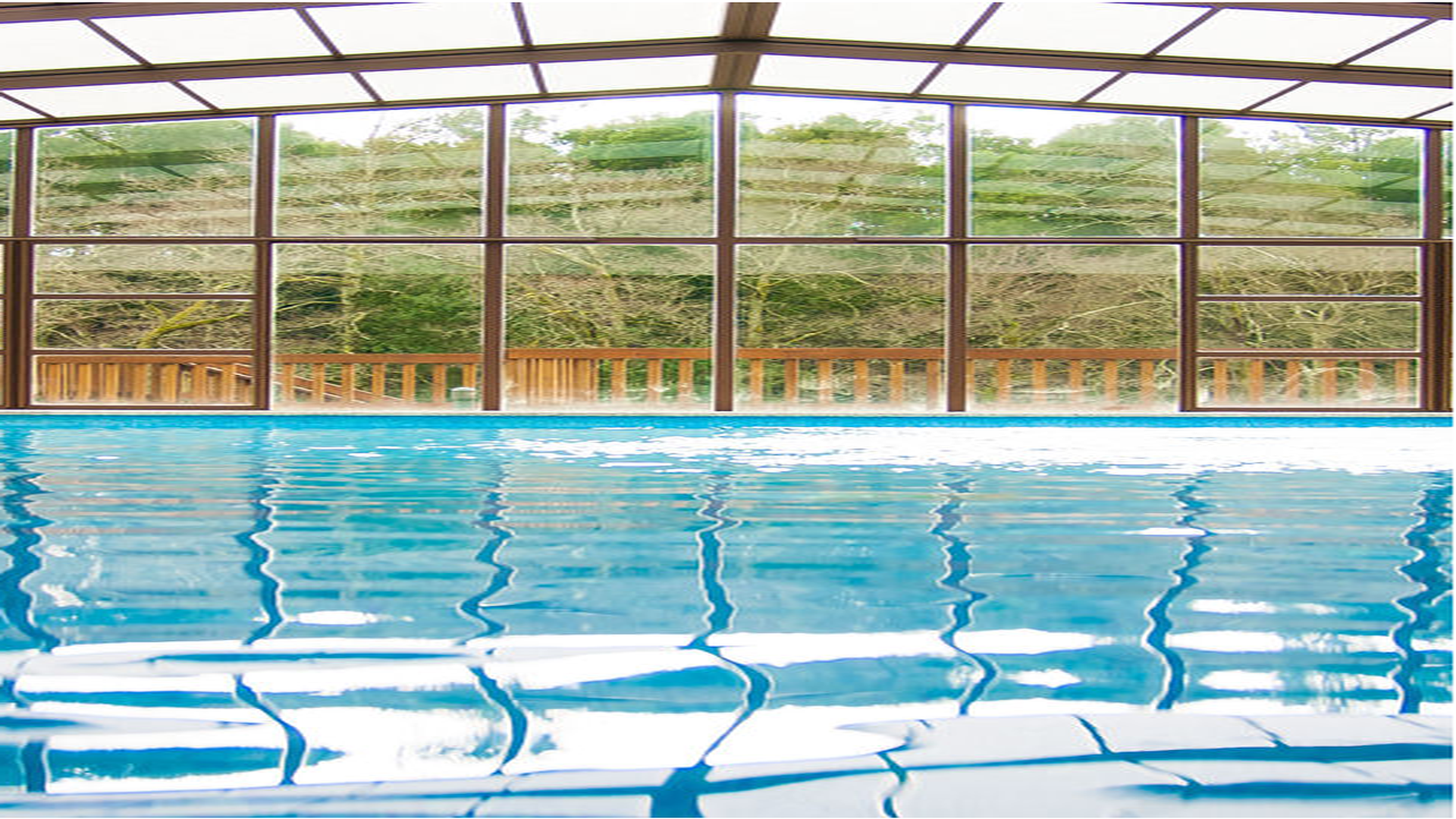 Junto às margens do Rio Caima, no distrito de Aveiro, o Hotel Rural Vale do Rio é um refúgio pensado para quem procura tranquilidade e contacto com a natureza. Um cenário que convida a trocar o ambiente habitual de trabalho por uma atmosfera mais serena.